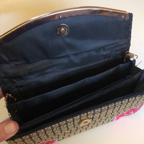 Clutch Purse - Picture 6 of 8